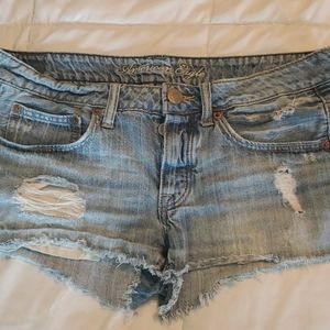 American Eagle Distressed Cut Off Shorts.